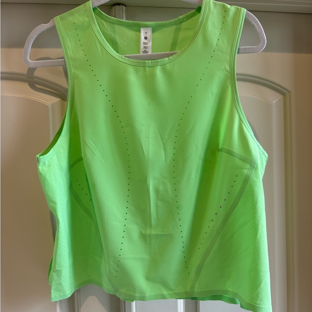 Lululemon Swift Ventilated Rubbing Tank Size 10